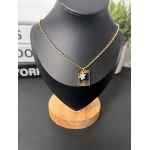 Stainless steel non-tarnish pendant necklace