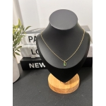 Stainless steel non-tarnish striking emerald-green rectangular pendant framed necklace - Image 3