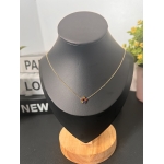 Stainless steel non-tarnish striking emerald-green rectangular pendant framed necklace - Image 4