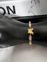 Stainless steel non-tarnish bracelet - Image 5