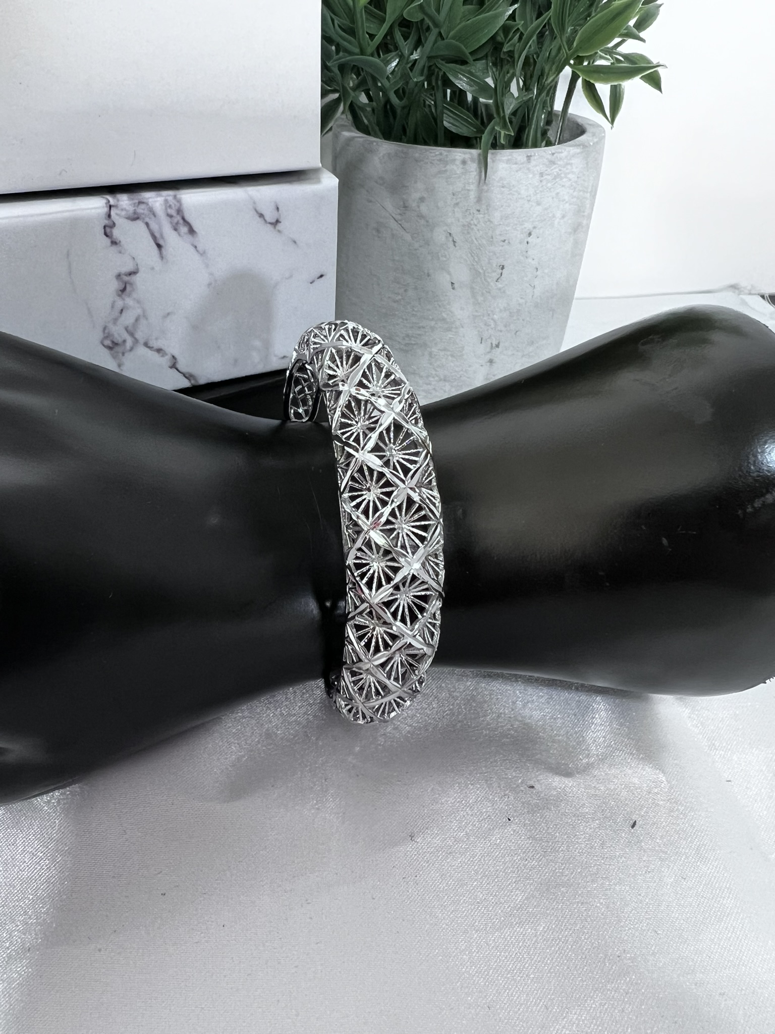 IMG_8229 Silver-tone stainless steel non-tarnish bracelet - Image 1