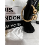 Luxurious gold-tone stainless steel bracelet - Image 2