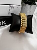 Luxurious gold-tone stainless steel bracelet - Image 2