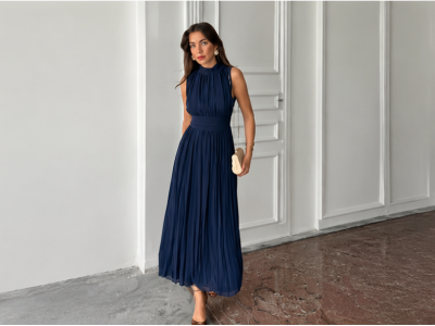Elegant Pleated Sleeveless Maxi Dress - Image 2